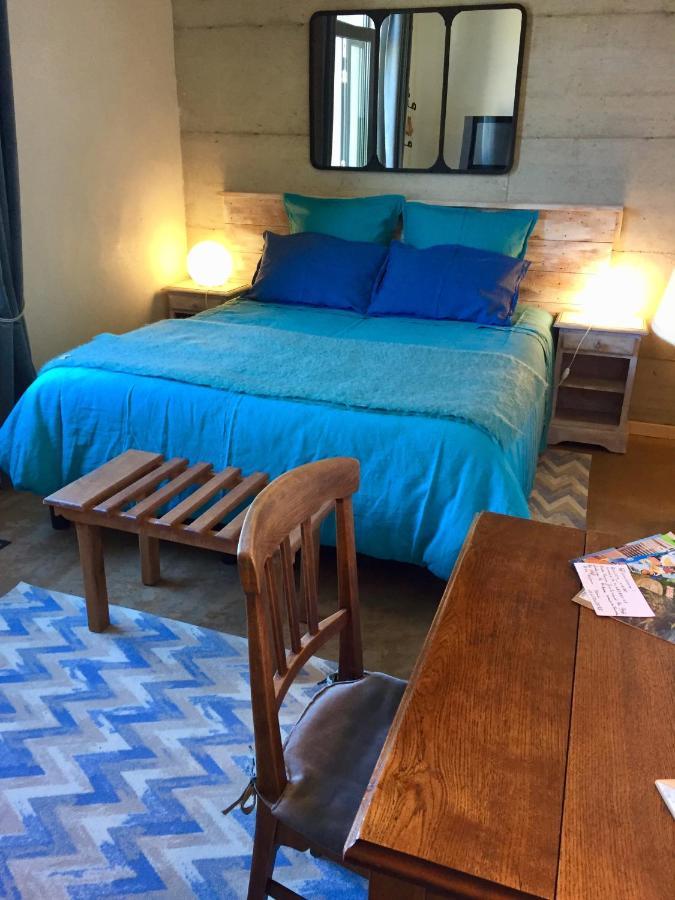 オルシーヌ Cote Puy-De Dome Bed & Breakfast エクステリア 写真