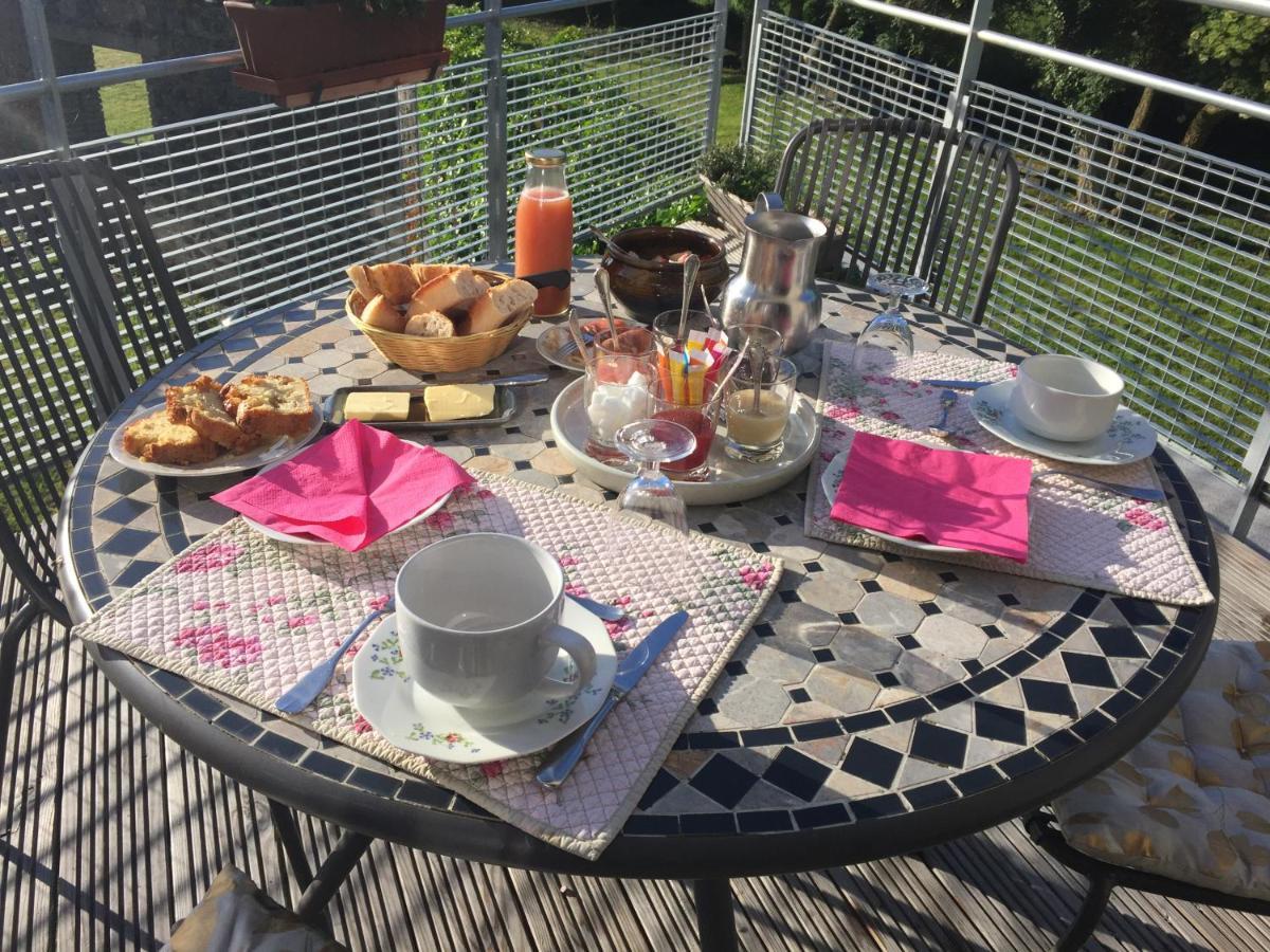 オルシーヌ Cote Puy-De Dome Bed & Breakfast エクステリア 写真
